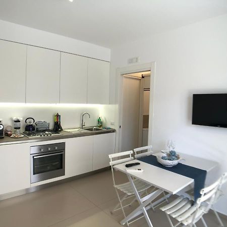 Vista Mare Apartment Con Parcheggio Privato Marina di Ragusa Eksteriør billede