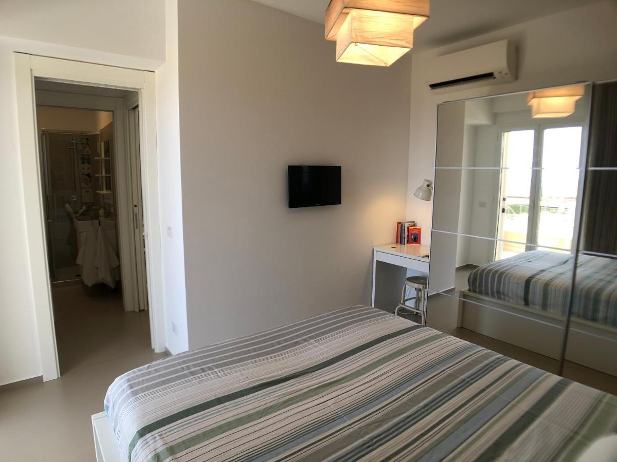 Vista Mare Apartment Con Parcheggio Privato Marina di Ragusa Eksteriør billede