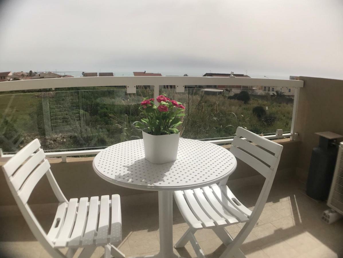 Vista Mare Apartment Con Parcheggio Privato Marina di Ragusa Eksteriør billede